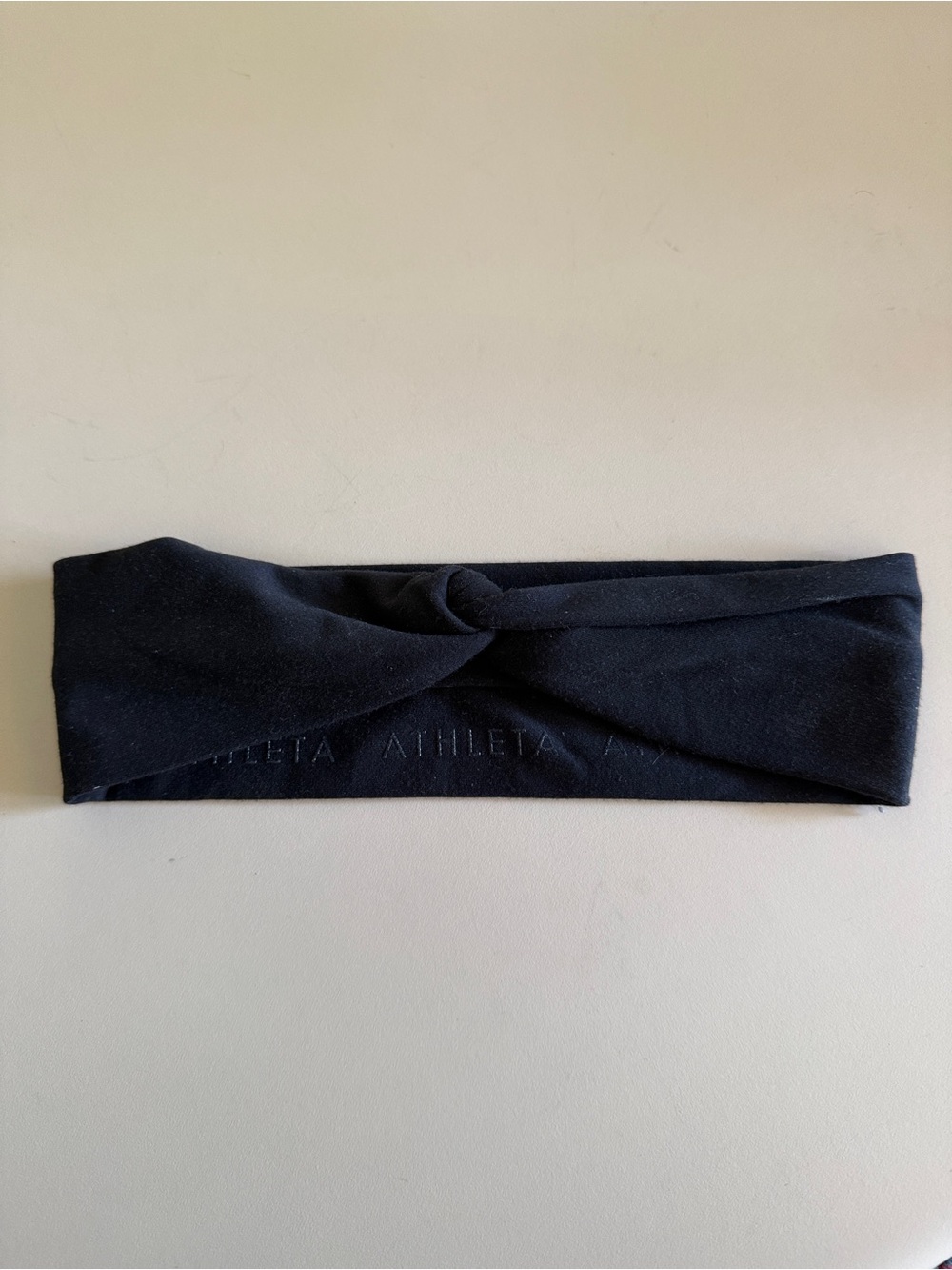 NWOT ATHLETA Headband (adult) with non slip inside.